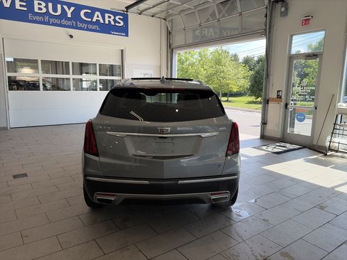 Used 2023 Cadillac XT5 Premium Luxury w/ Technology Package FWD image 5