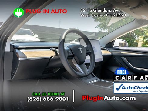 Used 2023 Tesla Model 3 Standard Range RWD image 5