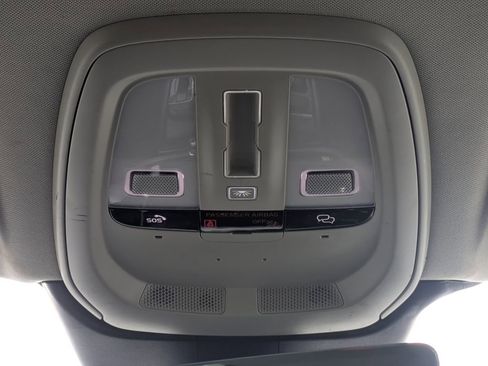 Used 2024 Volvo XC60 B5 Core image 20