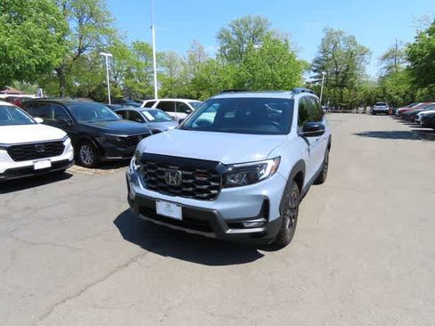 Used 2023 Honda Passport TrailSport image 1