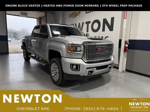 Used 2019 GMC Sierra 2500 Denali w/ Duramax Plus Package image 1