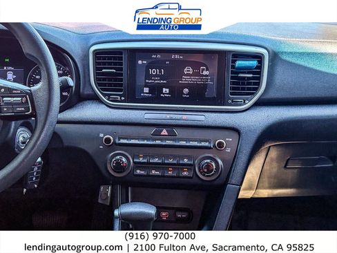 Used 2020 Kia Sportage LX FWD image 12