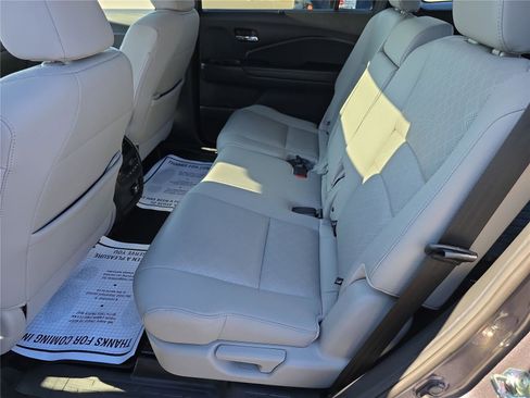 Used 2020 Honda Passport Touring image 13