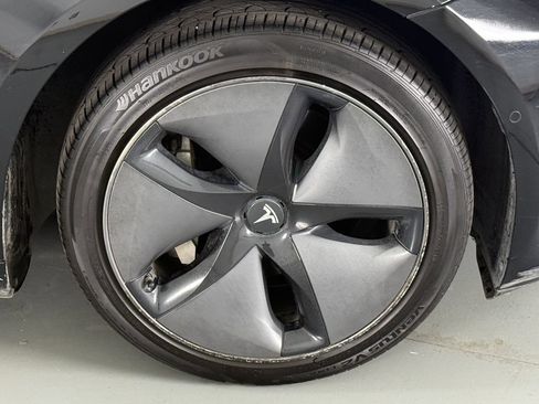 Used 2019 Tesla Model 3 Standard Range Plus RWD image 14