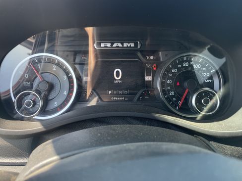 Used 2022 RAM 2500 Big Horn w/ Level A Equipment Group AWD/4WD image 18