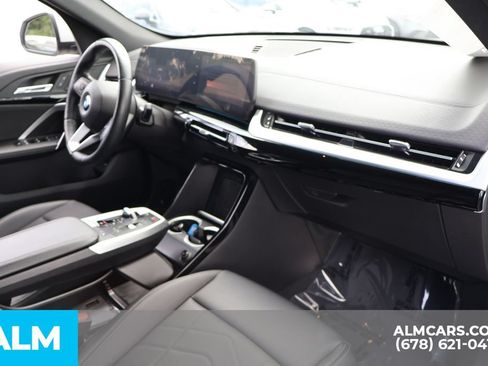 Used 2025 BMW X2 xDrive28i AWD/4WD image 30