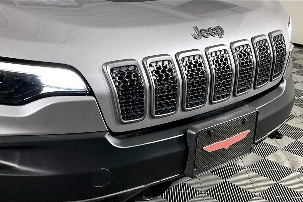 Used 2022 Jeep Cherokee Trailhawk w/ Sun, Sound & Nav Group AWD/4WD image 29