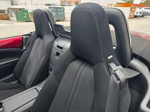 New 2026 MAZDA MX-5 Miata Club RWD image 10