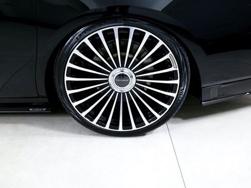 Used 2018 Rolls-Royce Phantom Sedan RWD image 44