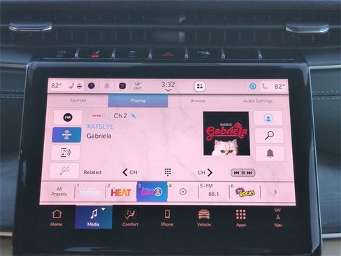 New 2025 Jeep Grand Cherokee Limited image 18