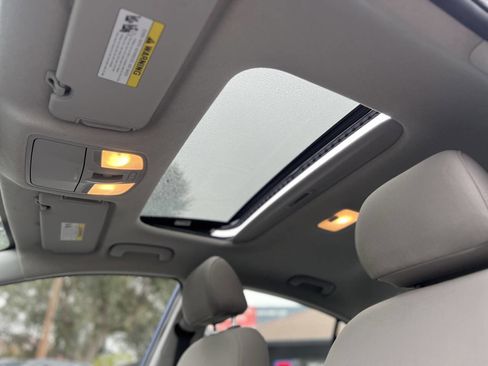 Used 2020 Hyundai Elantra Value Edition image 11