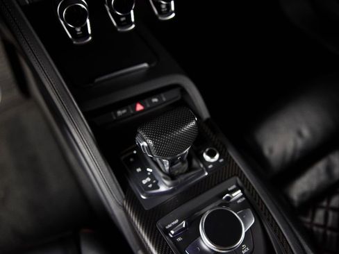 Used 2017 Audi R8 V10 plus image 28