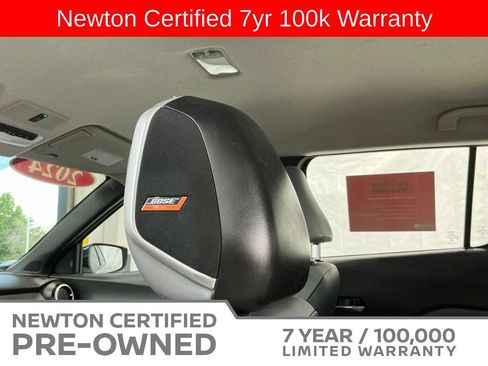 Used 2024 Nissan Kicks SR w/ SR Premium Package FWD image 12