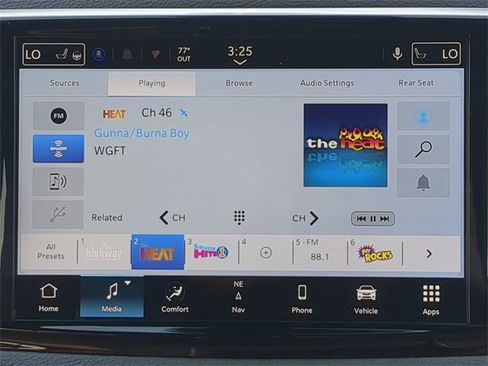 New 2026 Chrysler Pacifica Pinnacle w/ Trailer Tow Group image 24