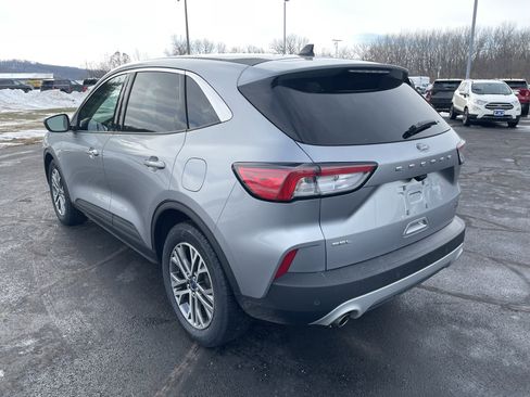 Used 2022 Ford Escape SEL image 3