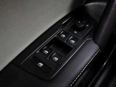 Used 2024 Volkswagen Tiguan S AWD/4WD image 26