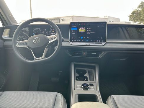 New 2026 Volkswagen Tiguan SE AWD/4WD image 48