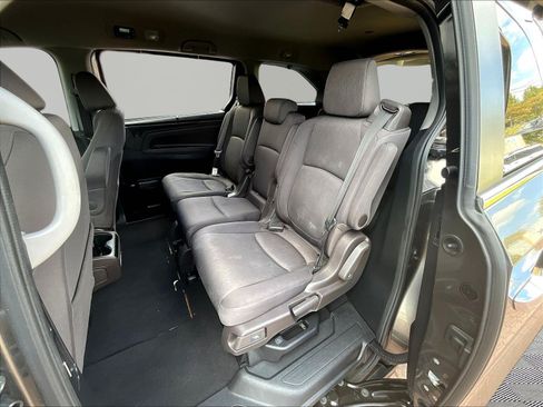 Used 2021 Honda Odyssey EX image 22