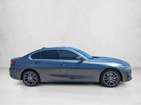 Used 2020 BMW 330i Sedan w/ Convenience Package RWD image 4