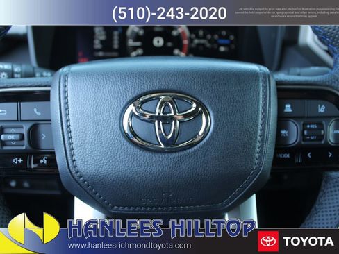 New 2026 Toyota Tundra Platinum AWD/4WD image 32