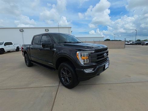 Used 2023 Ford F150 Lariat w/ Max Trailer Tow Package AWD/4WD image 3