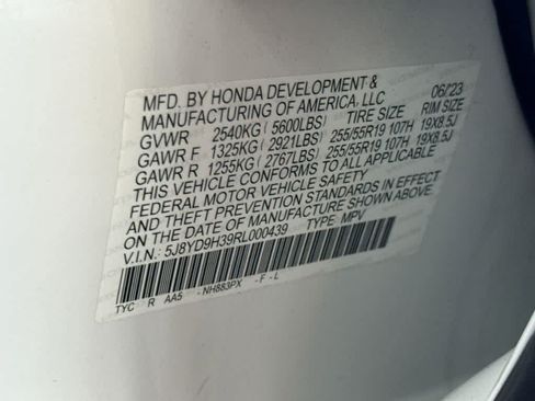 Used 2024 Acura MDX FWD image 29