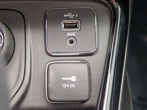 Used 2020 Jeep Compass Limited image 24