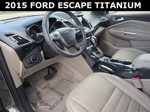 Used 2015 Ford Escape Titanium image 23