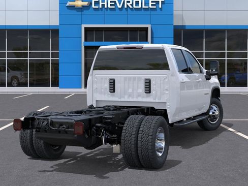 New 2026 Chevrolet Silverado 3500 LT image 4