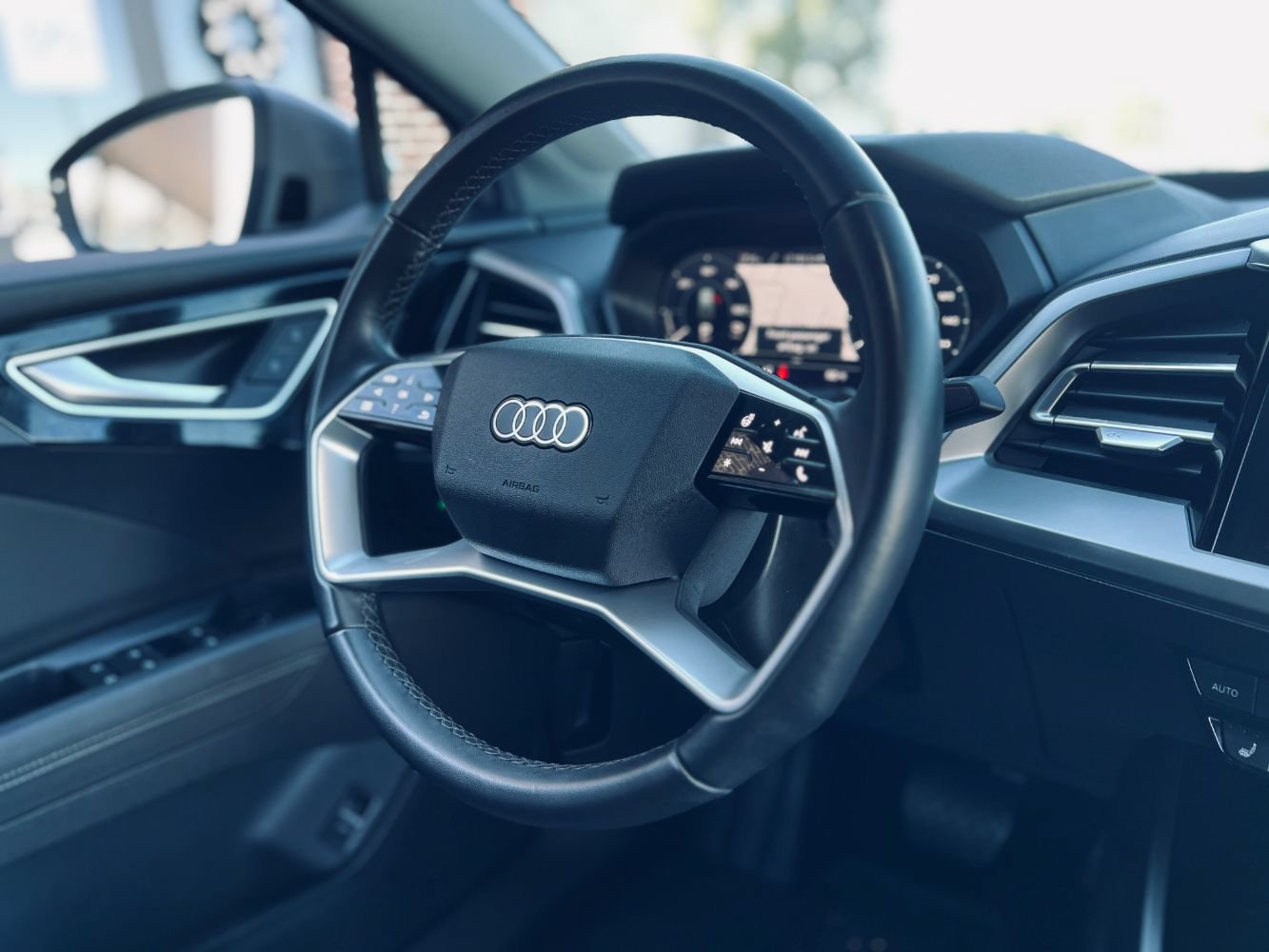 Used 2024 Audi Q4 e-tron Premium Plus w/ Premium Plus AWD/4WD image 11