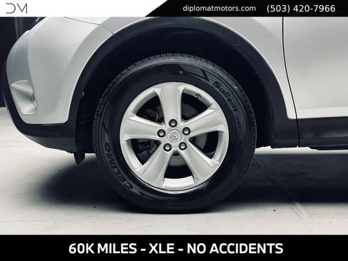 Used 2014 Toyota RAV4 XLE FWD image 40