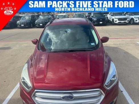 Used 2019 Ford Escape SEL FWD image 2