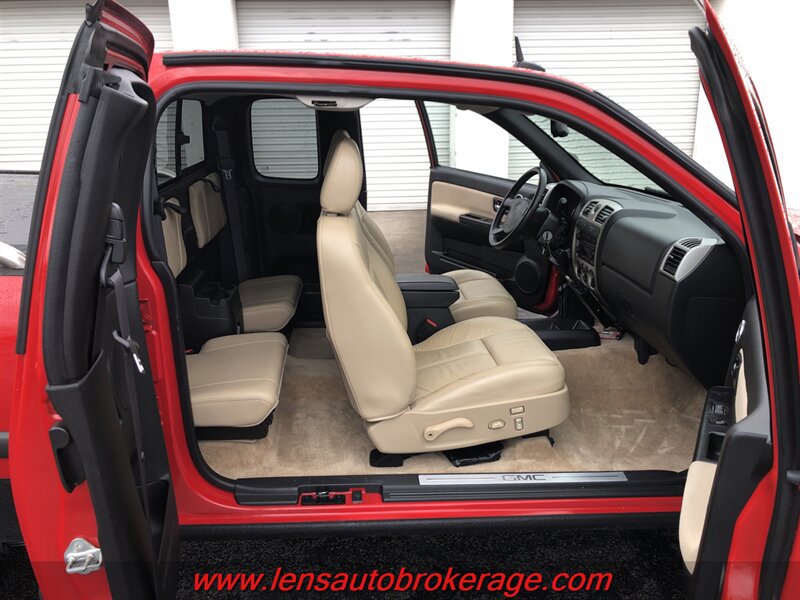 Used 2008 GMC Canyon SLT w/ SLT Preferred Equipment Group AWD/4WD image 17