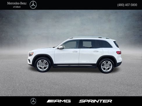 Certified 2022 Mercedes-Benz GLB 250 4MATIC image 2