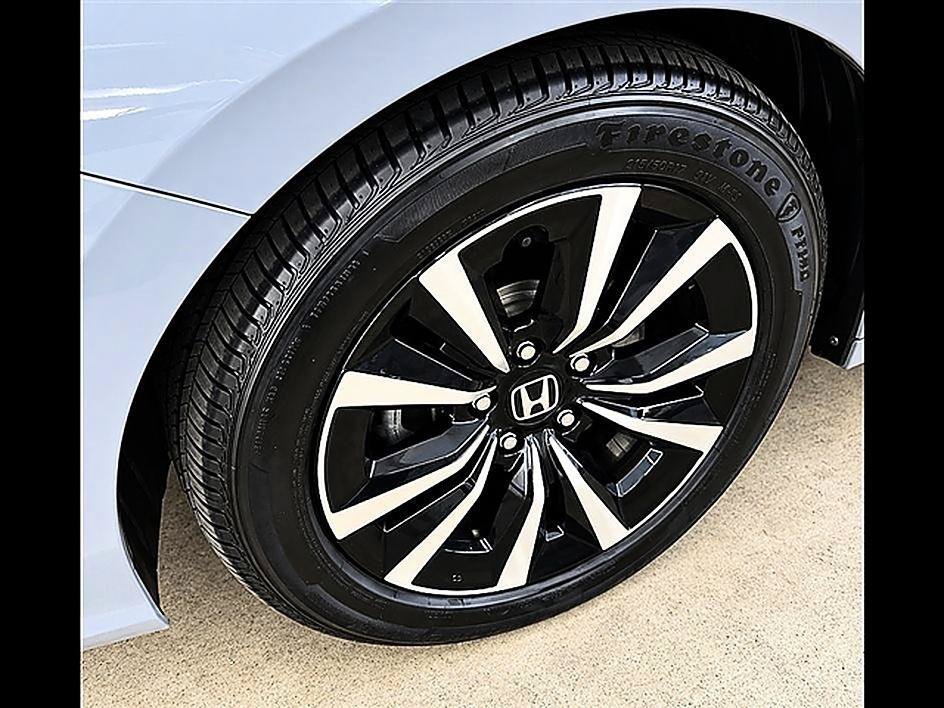 Used 2024 Honda Civic EX image 8