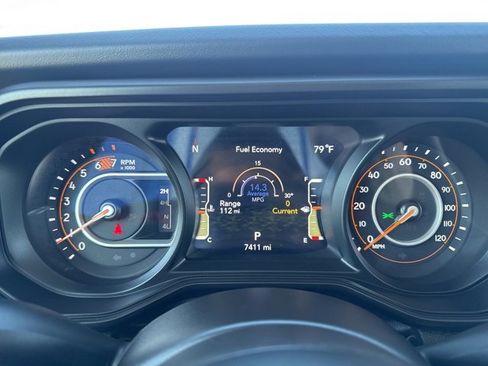 Used 2024 Jeep Wrangler Unlimited Rubicon image 14