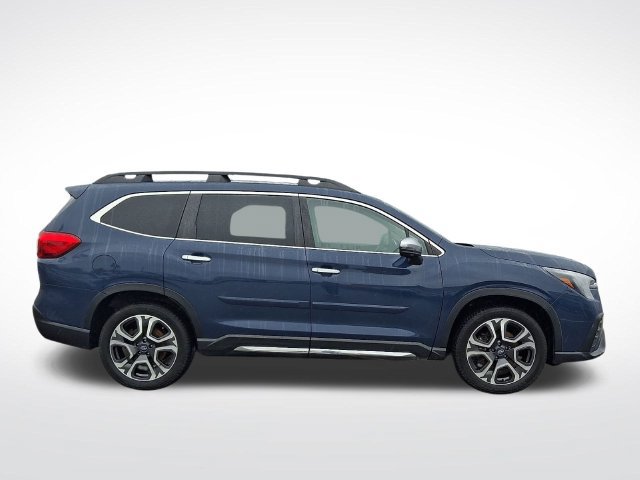 Used 2023 Subaru Ascent Touring AWD/4WD image 7