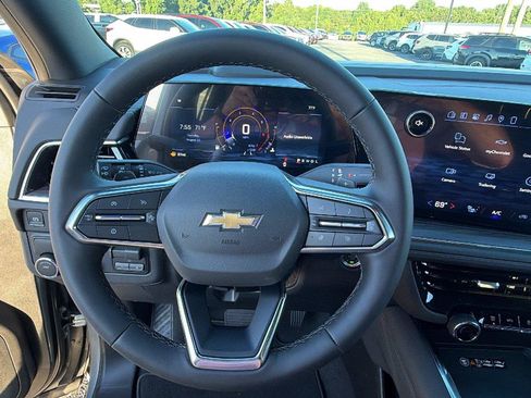 New 2026 Chevrolet Suburban LT w/ Comfort Package RWD image 22