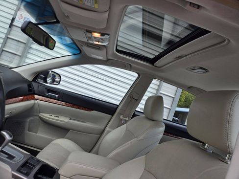 Used 2012 Subaru Legacy 2.5i Limited image 16