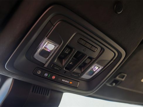 Used 2024 GMC Sierra 2500 Denali Ultimate image 24