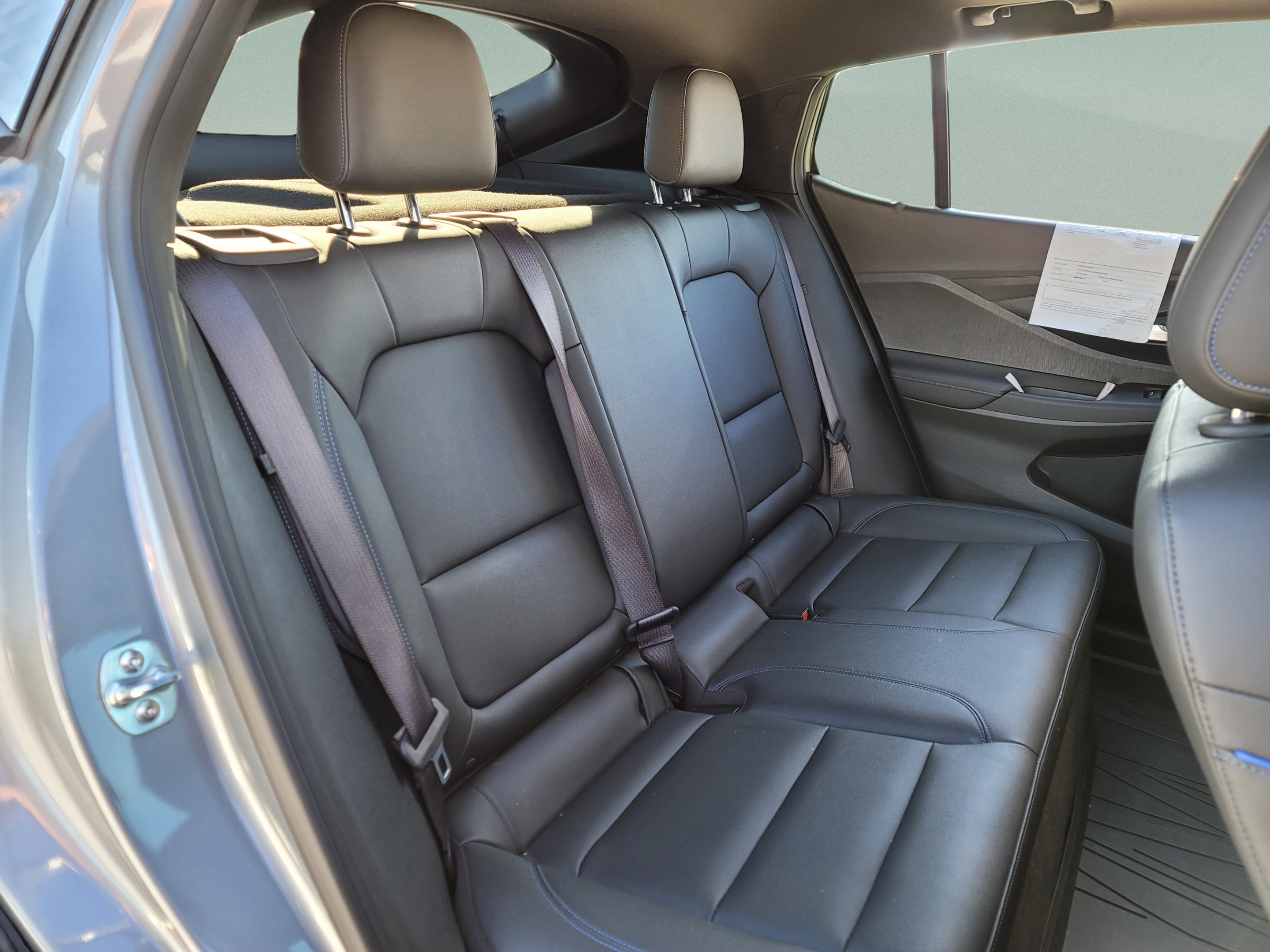 Used 2025 Buick Envista Sport Touring w/ Convenience I Package FWD image 31