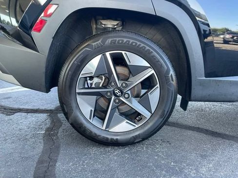 Used 2025 Hyundai Tucson SEL AWD/4WD image 34
