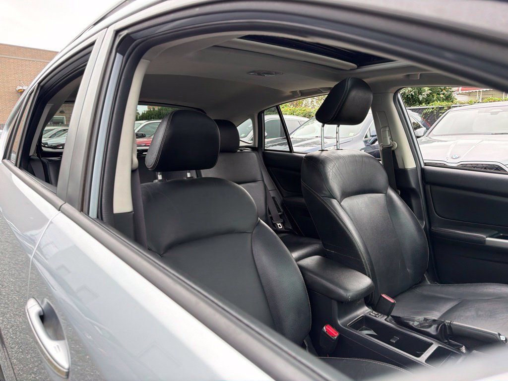 Used 2015 Subaru Crosstrek Touring AWD/4WD image 17