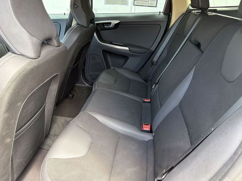 Used 2013 Volvo XC60 3.2 FWD image 19
