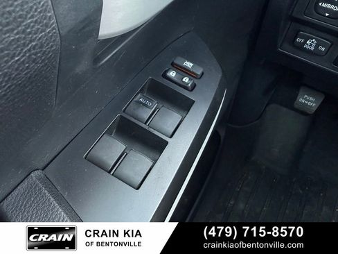 Used 2018 Toyota Tundra SR5 w/ SR5 Upgrade Package AWD/4WD image 10