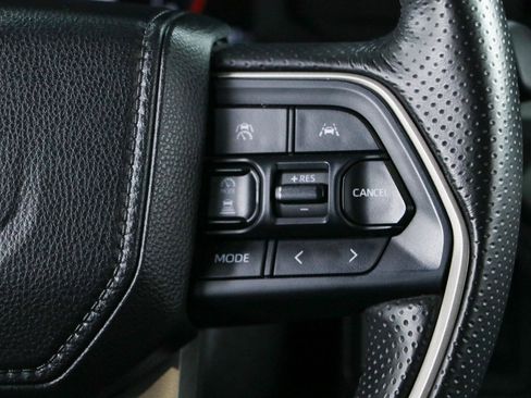 Used 2025 Toyota 4Runner TRD Sport AWD/4WD image 15