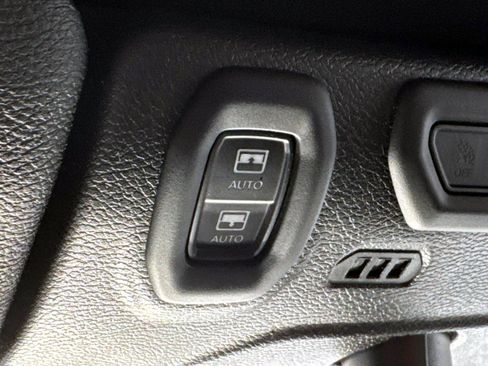 Used 2021 Jeep Wrangler Unlimited Sport image 21