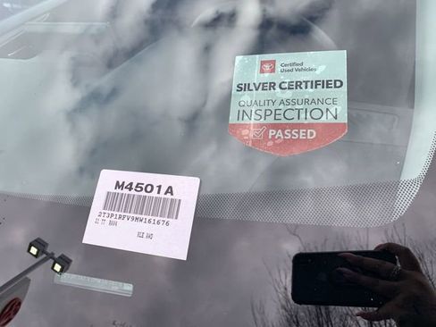 Certified 2021 Toyota RAV4 XLE image 37