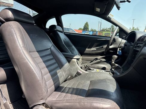 Used 2002 Ford Mustang GT RWD image 15