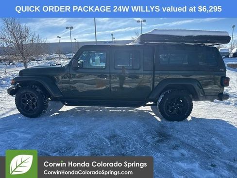 Used 2022 Jeep Gladiator Willys image 5